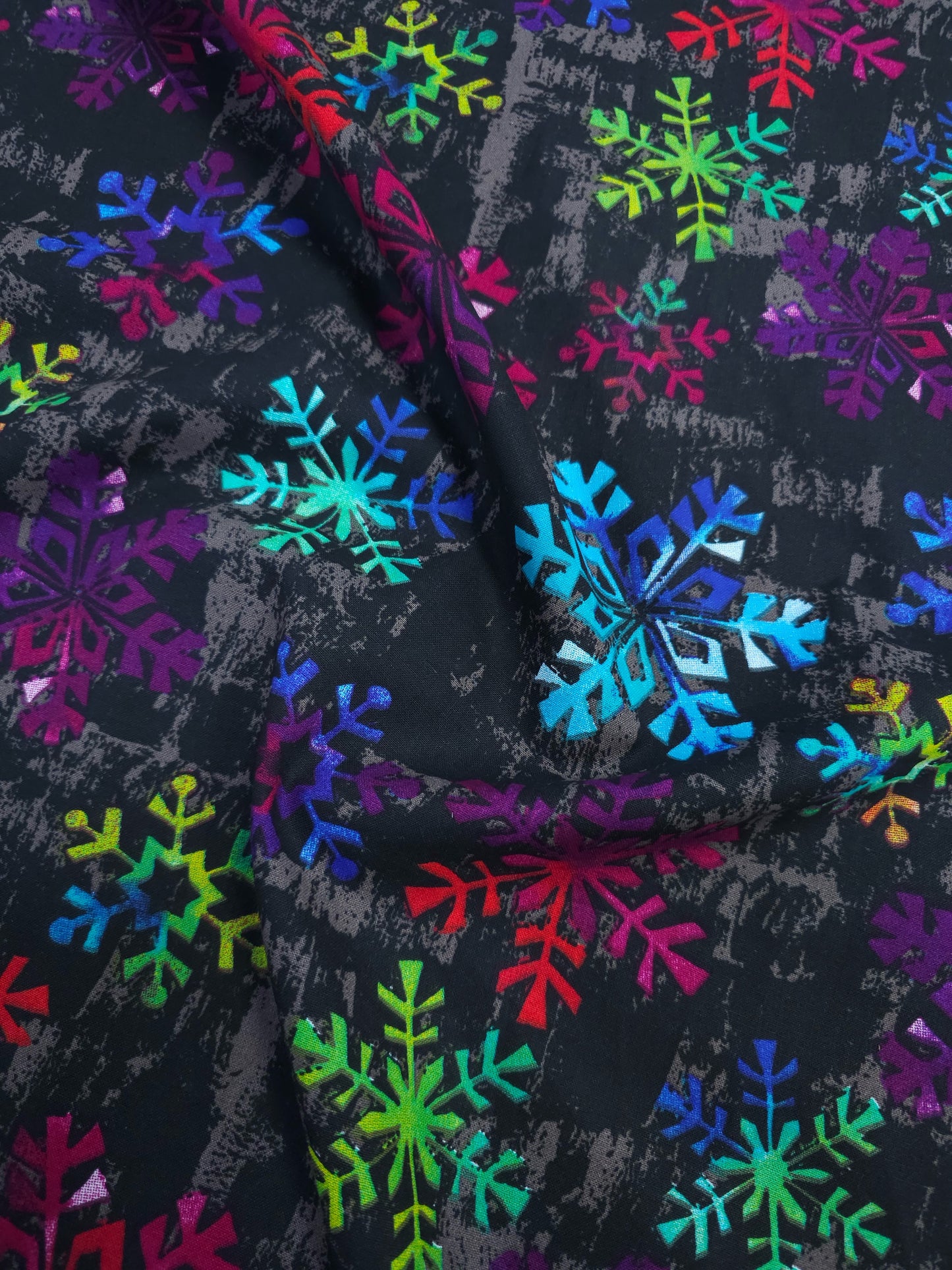 Smudge Rainbow Snowflake 100% Cotton