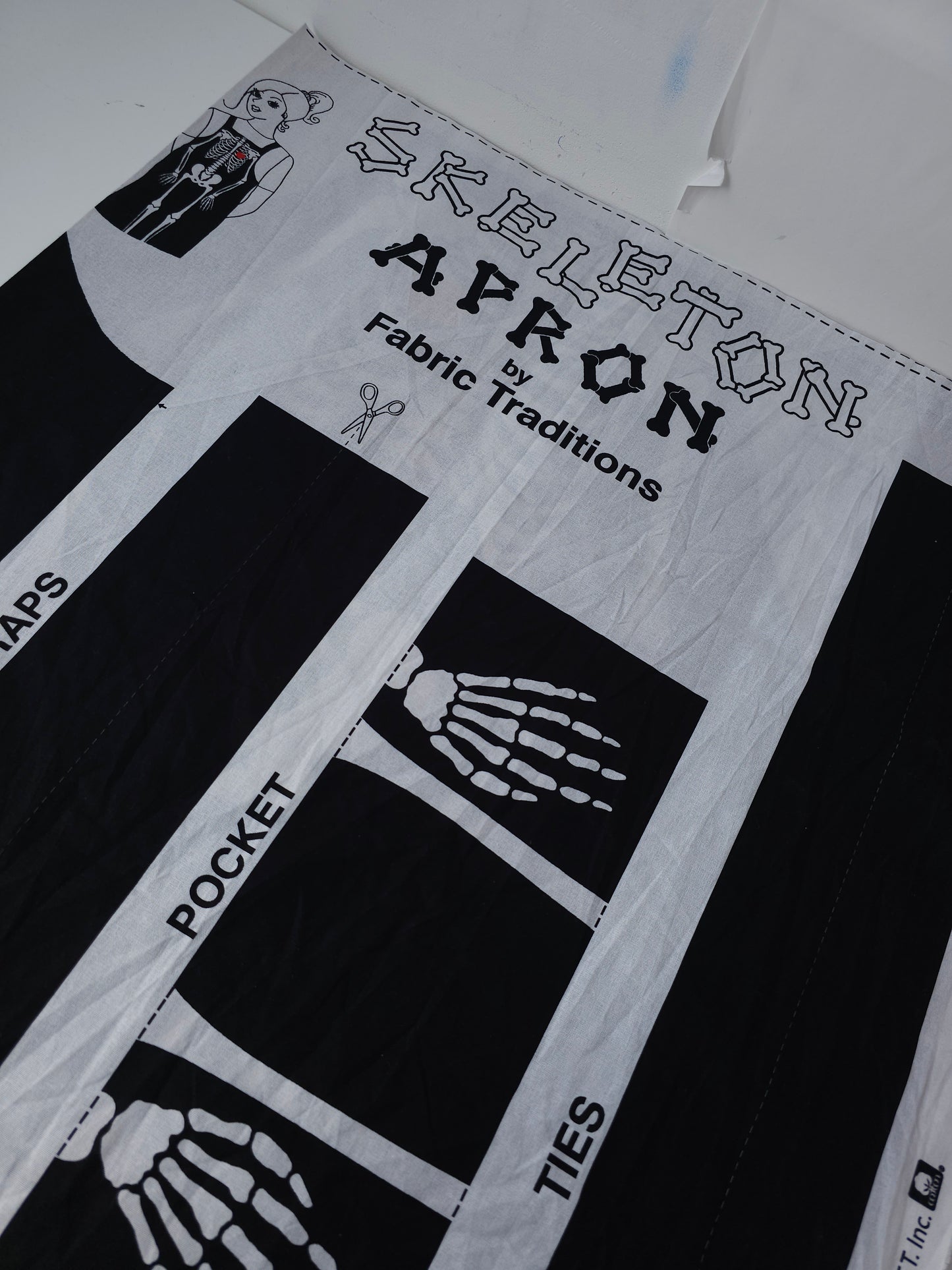 *Sew Your Own* Skeleton Apron 100% Cotton