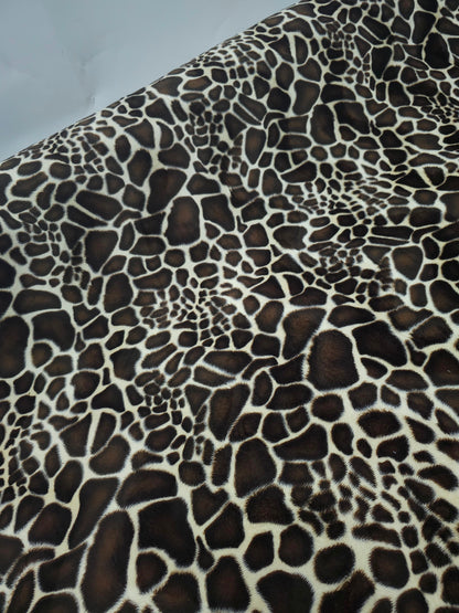 Small Giraffe Print Lightweight Velvet