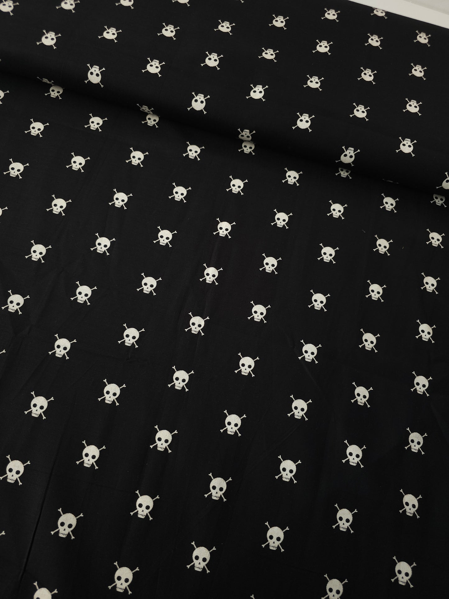 Skull Head 100% Cotton