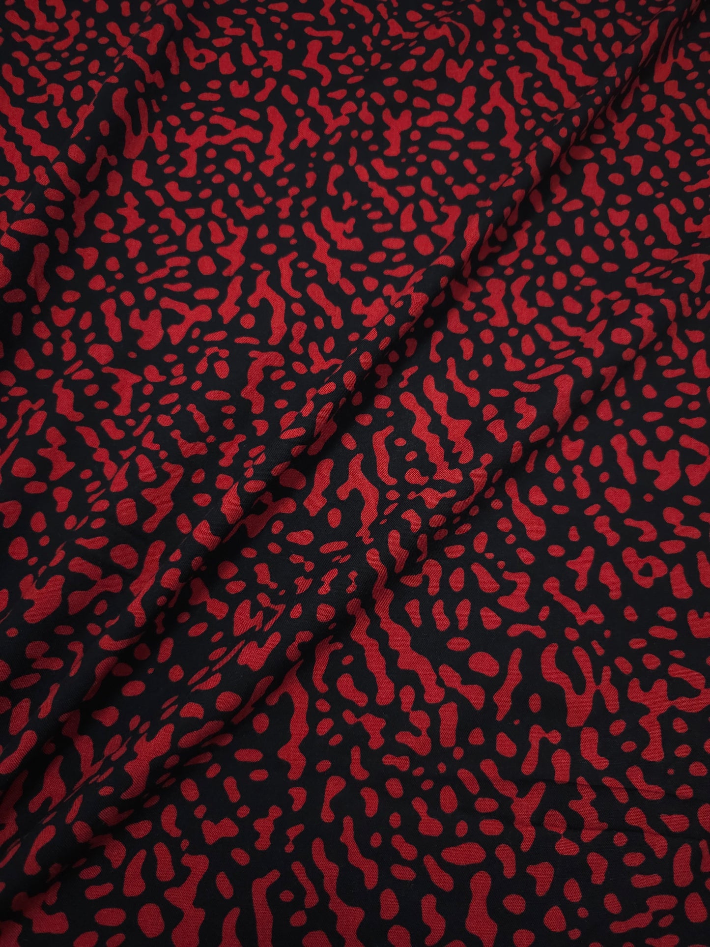 Red/Black Irregular Splodge Viscose Challis