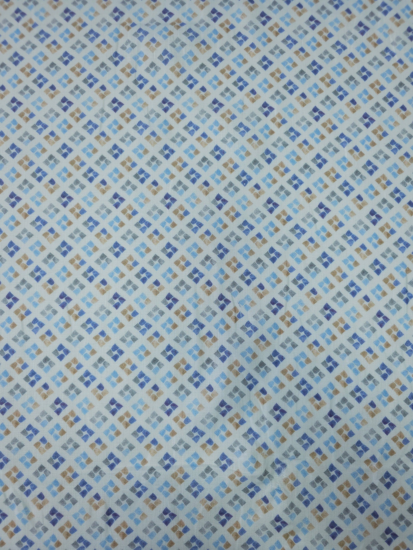 Blue/Brown Damask Tile Linen