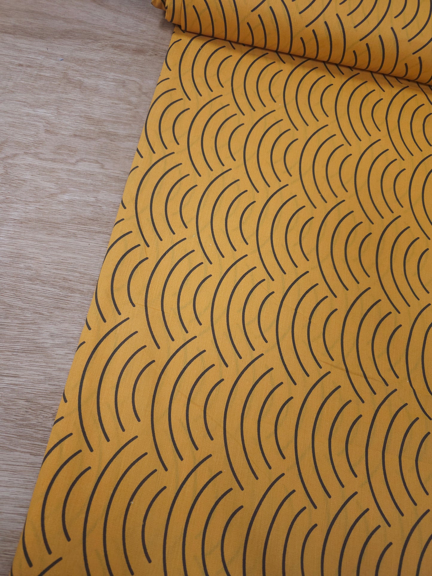 Sunny Orange Abstract Curve 100% Cotton 106"