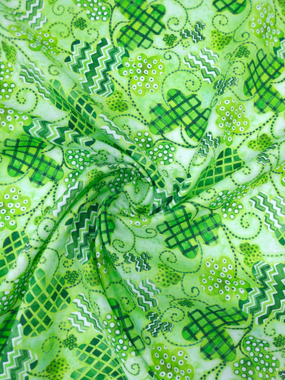 Green Patterened Clover 100% Cotton