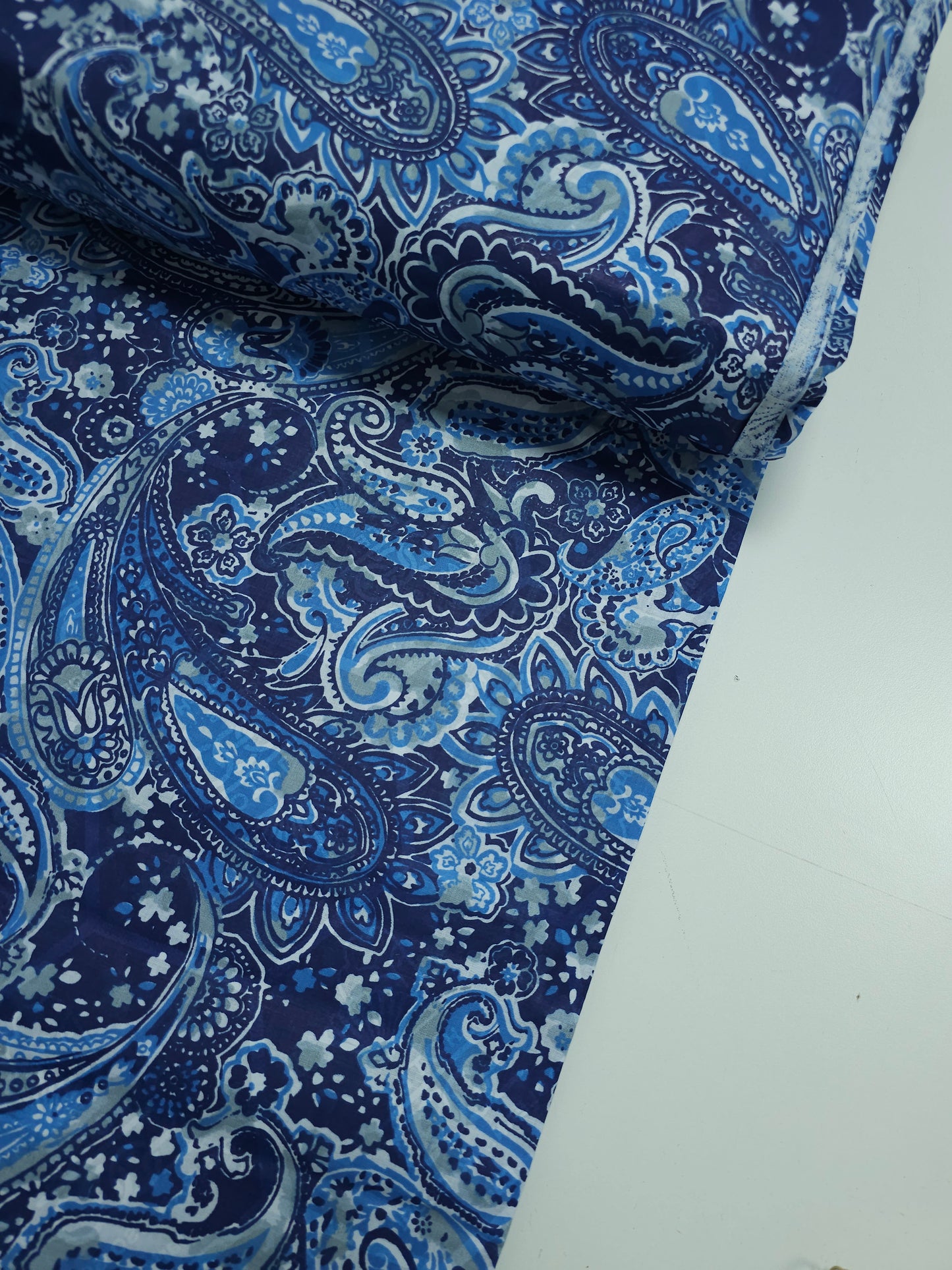 Blue Paisley 100% Cotton 94"