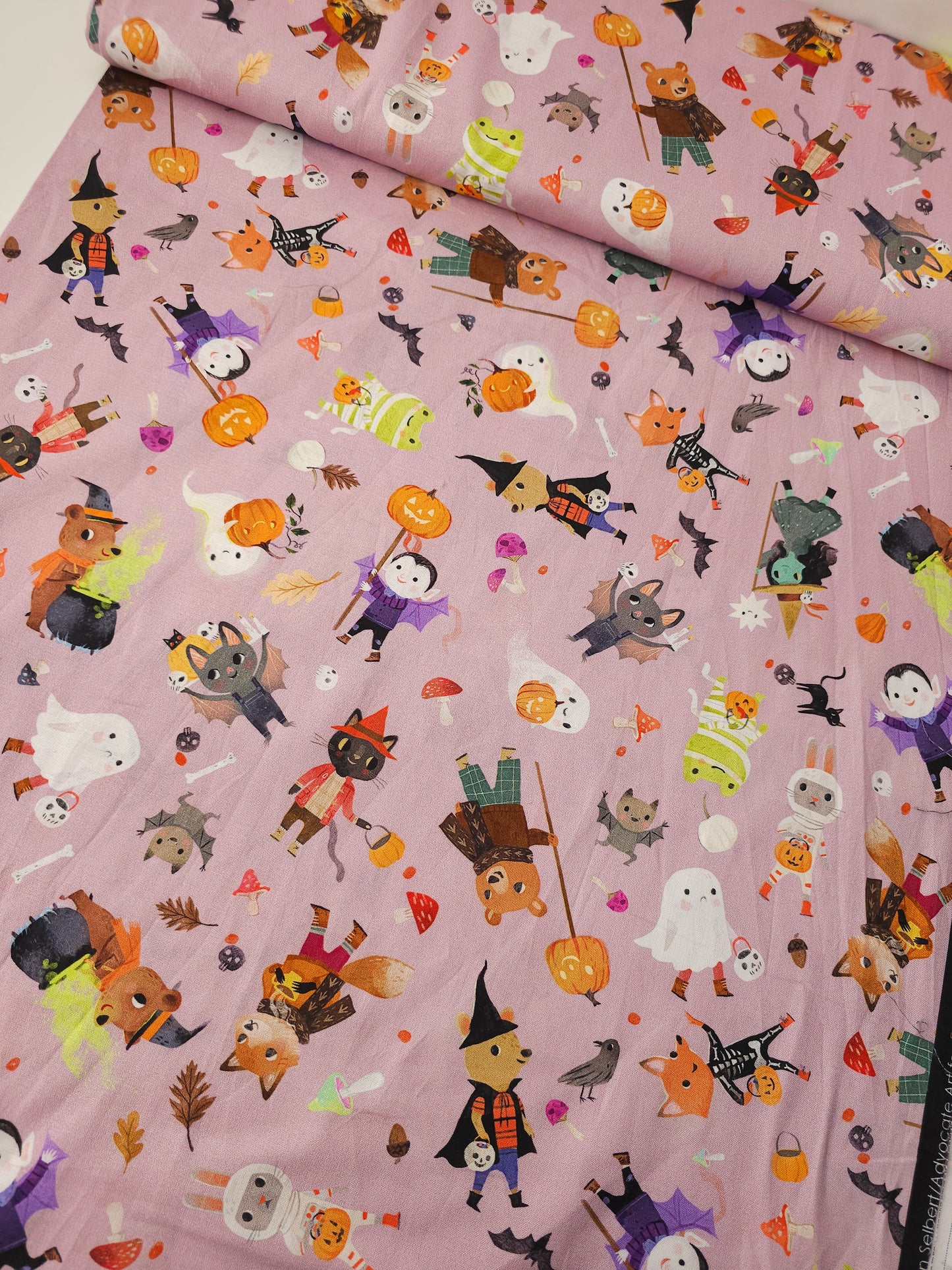 Pale Purple Trick or Treat Pals 100% Cotton - Robert Kaufman