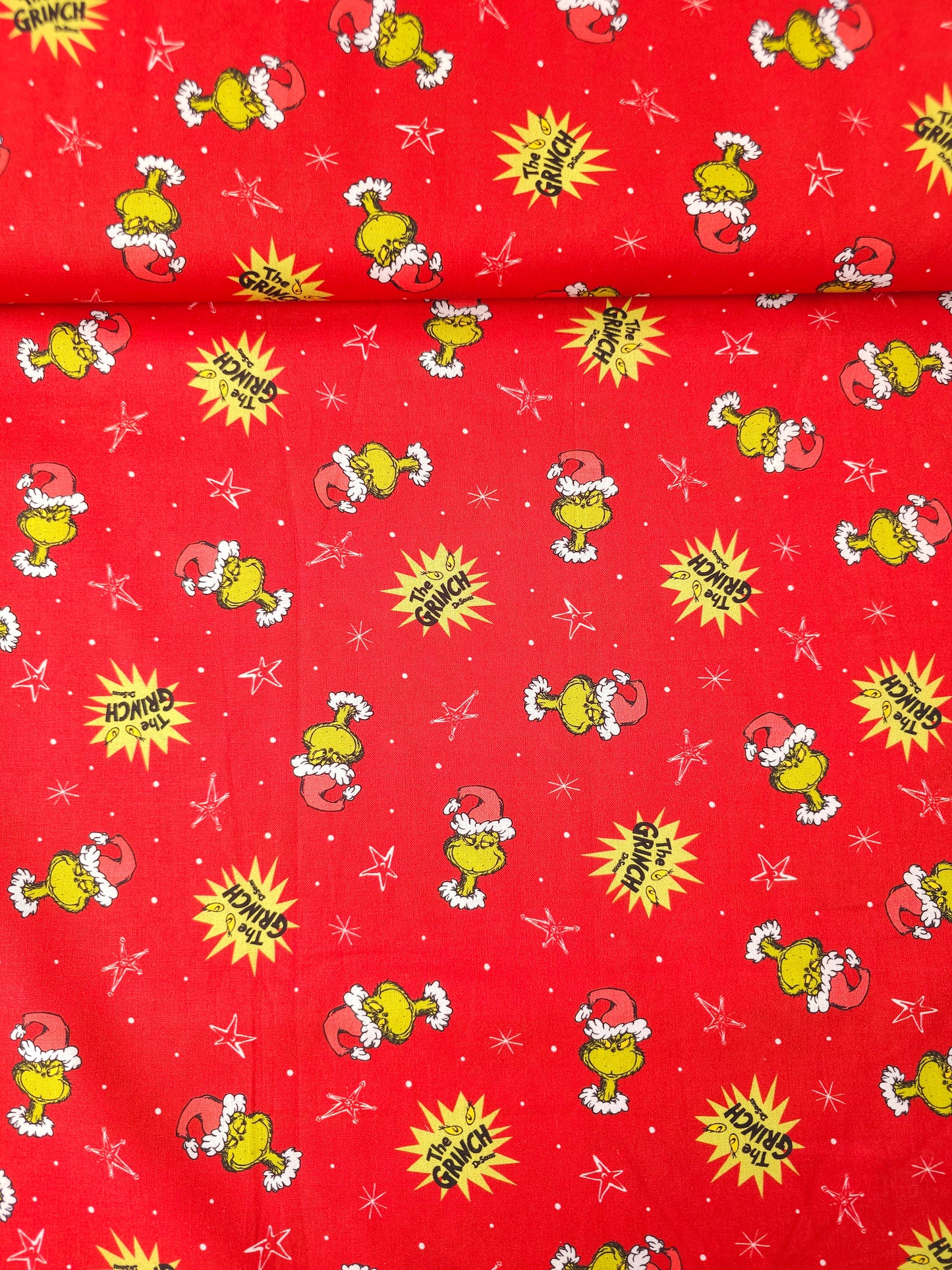 Christmas Grinch 100% Cotton - Robert Kaufman