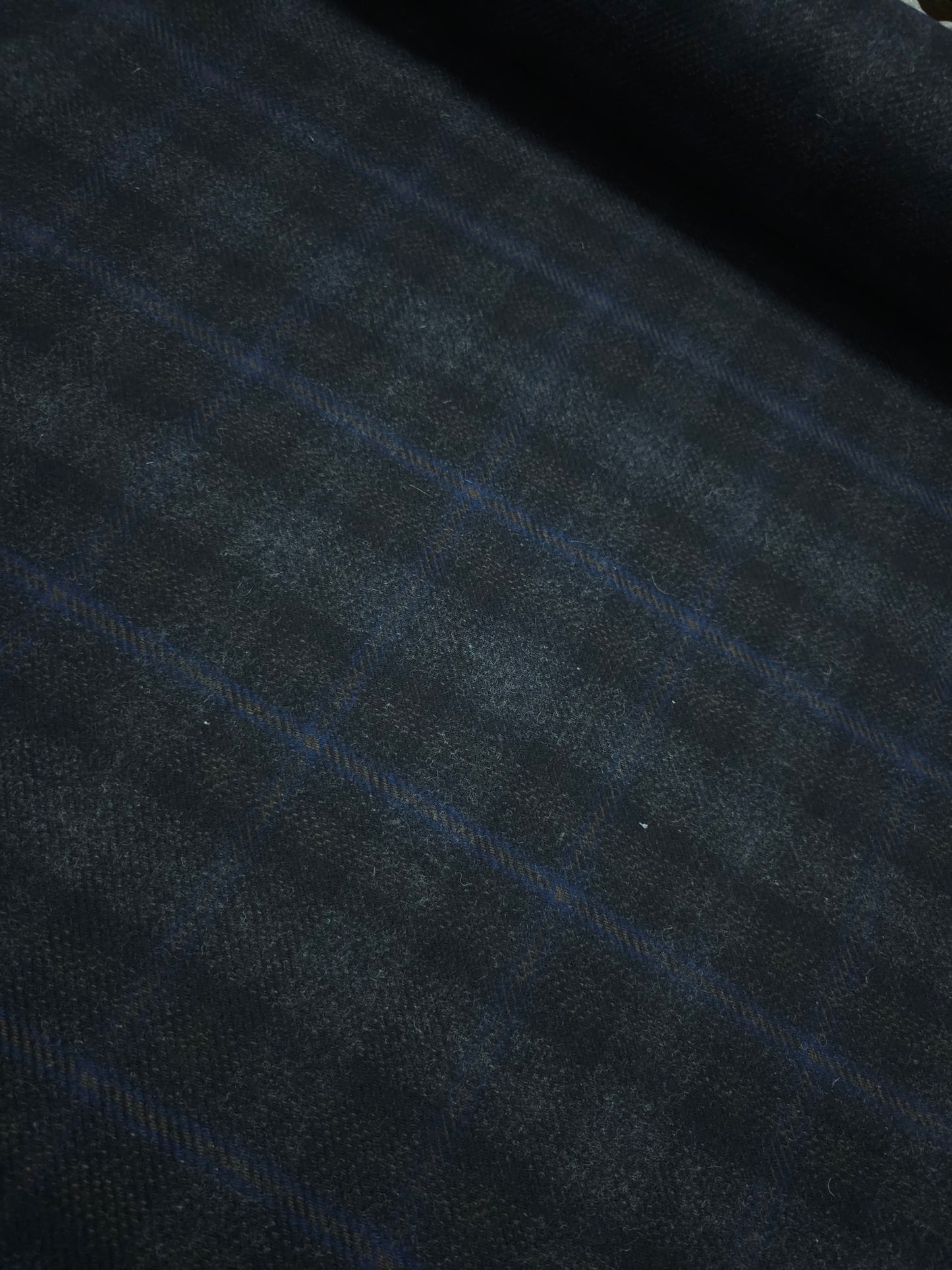 Charcoal/Blue Tartan Mediumweight Wool - 5m Piece