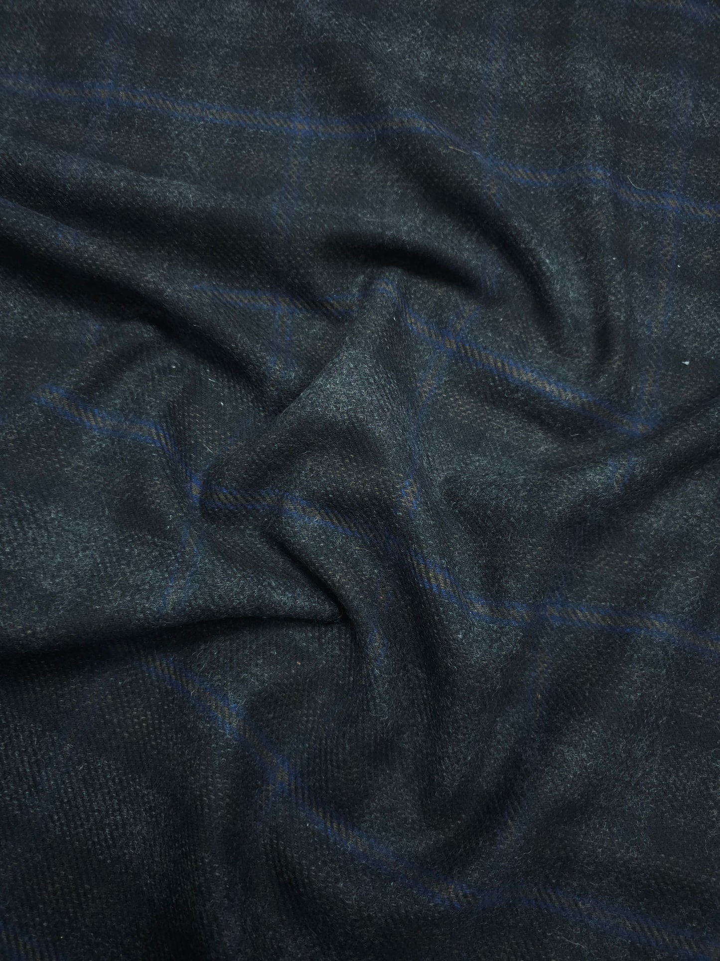 Charcoal/Blue Tartan Mediumweight Wool - 5m Piece