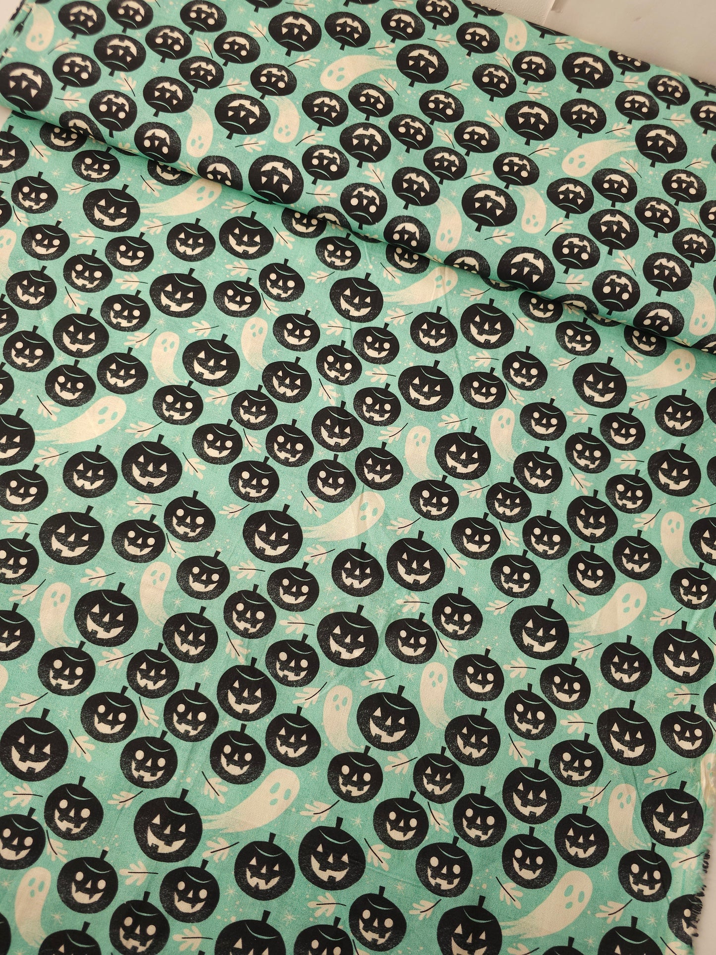 Mint Pumpkin Ghost 100% Cotton - Joann