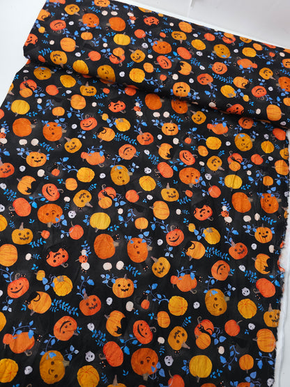 Pumpkin Party 100% Cotton - Robert Kaufman