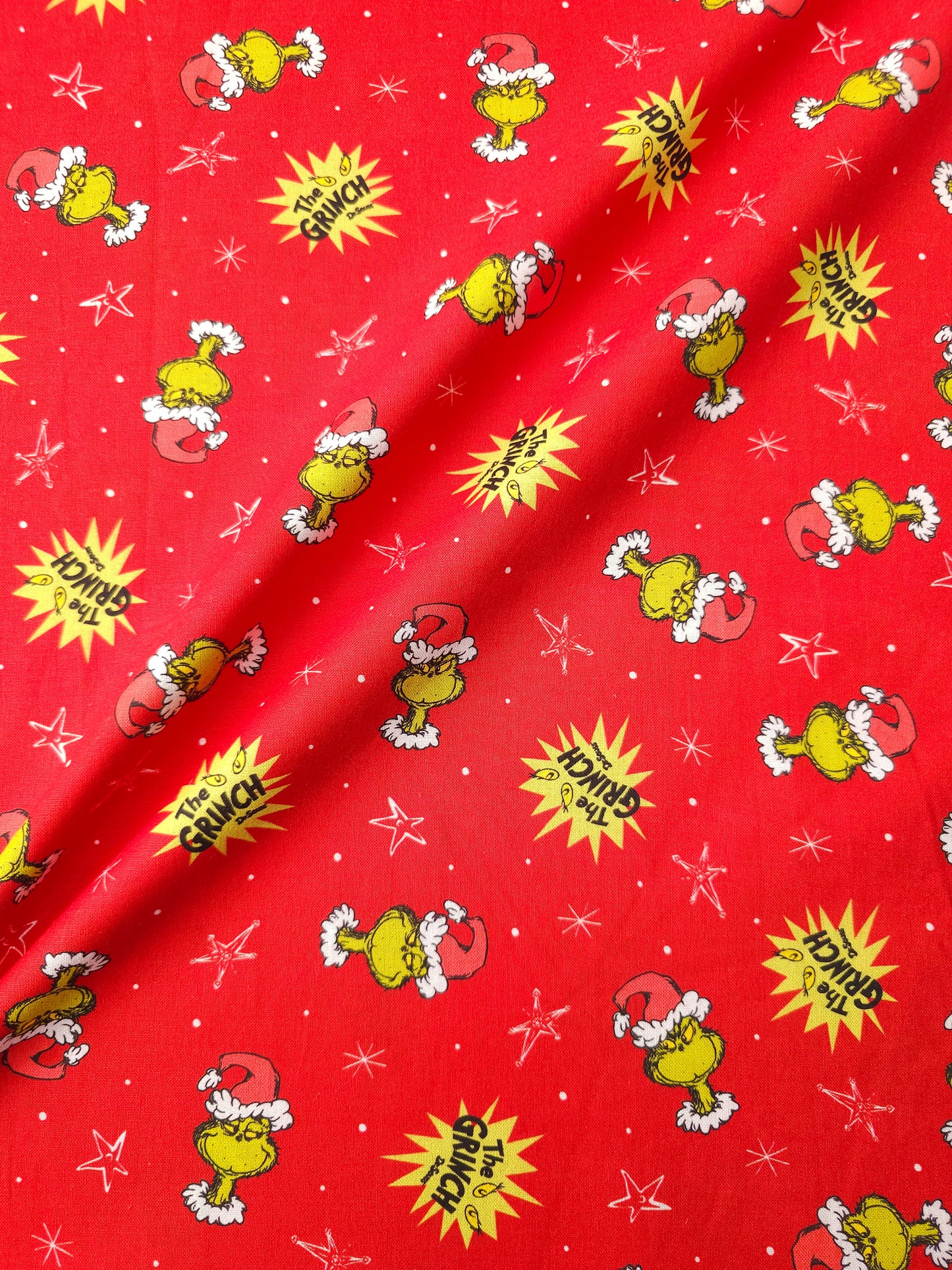 Christmas Grinch 100% Cotton - Robert Kaufman